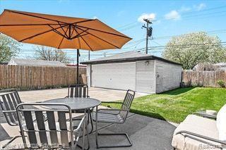 Building Photo - 5659 Lathers St