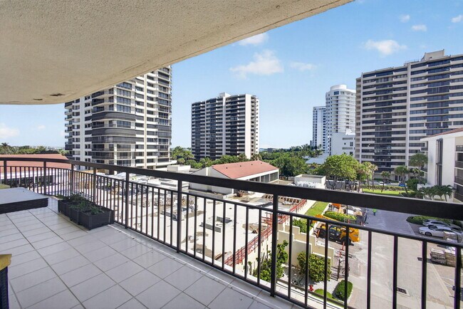 Building Photo - 4000 N Ocean Dr