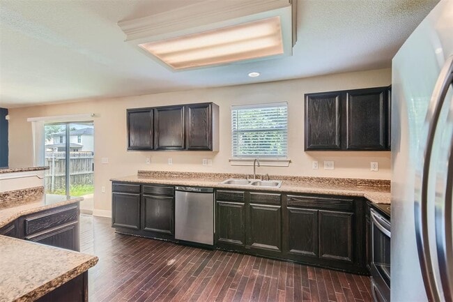 Building Photo - 7008 Derby Downs Dr