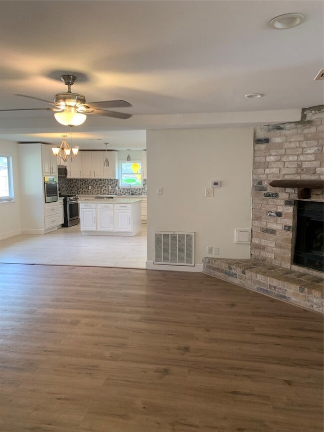 Building Photo - 3103 Timberlark St