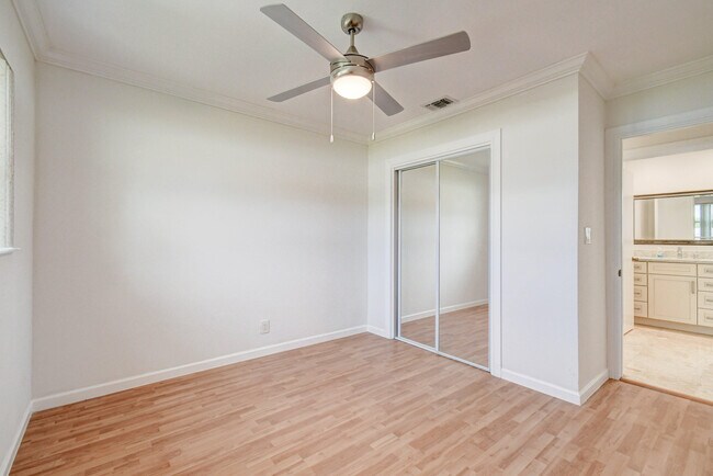 Building Photo - 15021 Jackson Rd