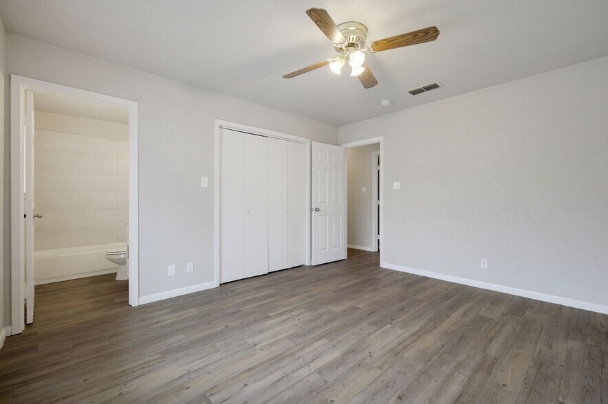 Building Photo - 608 Uland St