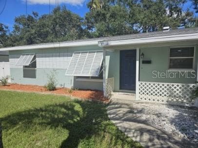 Building Photo - 1560 Robinson Dr N