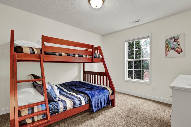 Building Photo - Compass Point - Vacation Rental - Sneads Ferry, NC