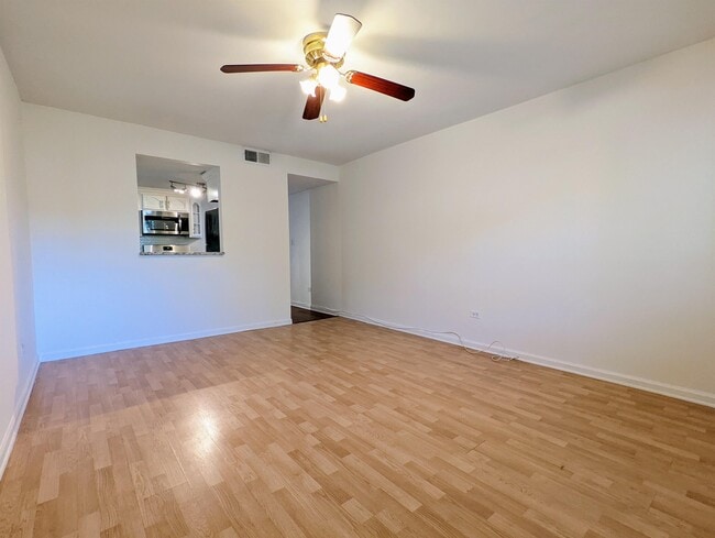 Building Photo - 737 Ridge Ave
