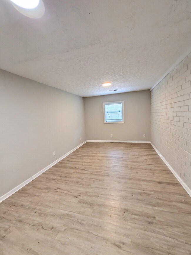 Building Photo - 2924 Springside Pl SE
