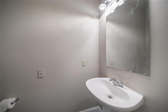 Building Photo - 412 Sparrow Hawk Dr