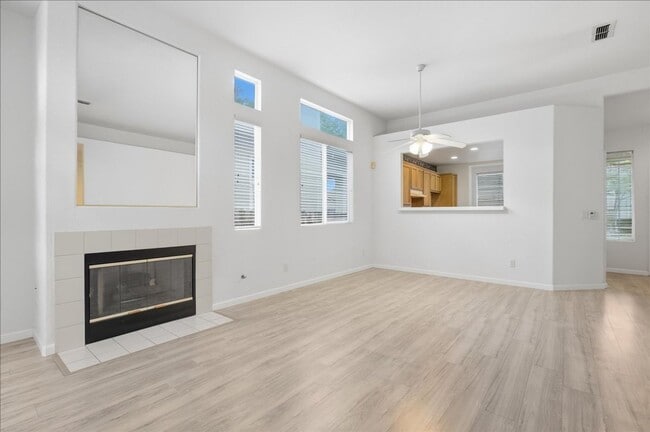 Building Photo - 374 Coventry Cir