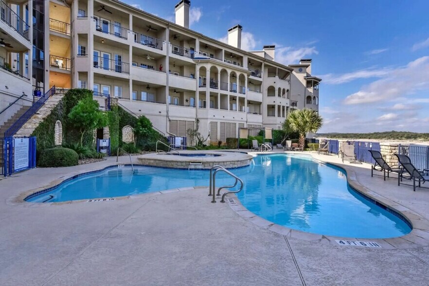 Building Photo - 3404 American Dr