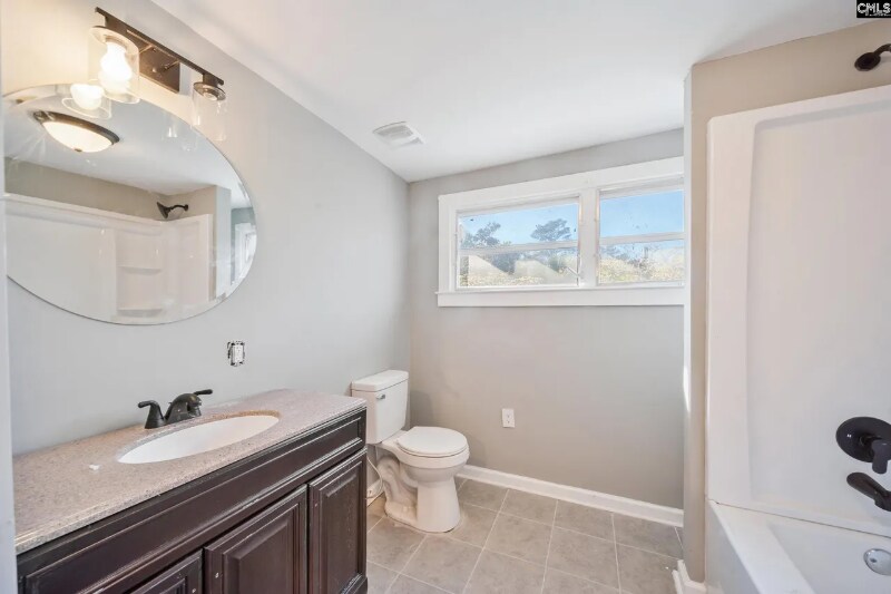 Building Photo - 1957 Broughton St