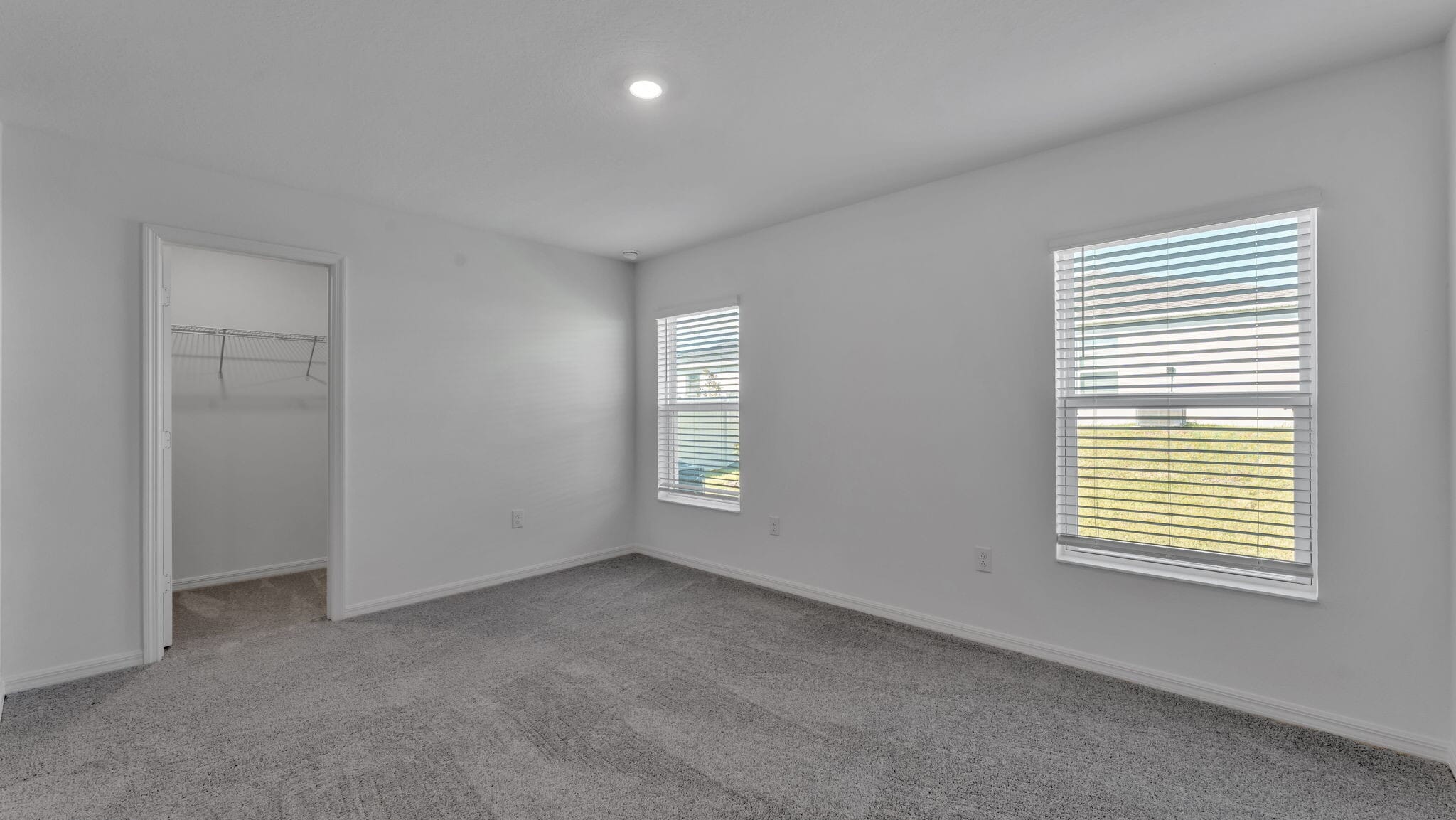 Building Photo - 623 Alder Ln