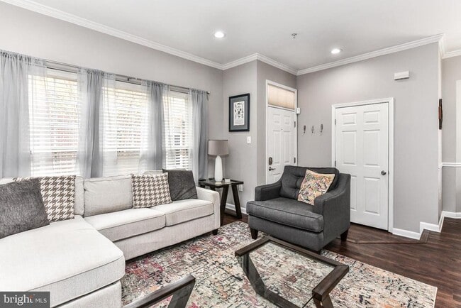 Building Photo - 6109 Madison Crest Ct