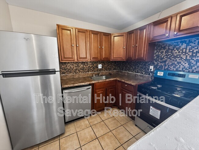 Building Photo - 12508 Knights Rd