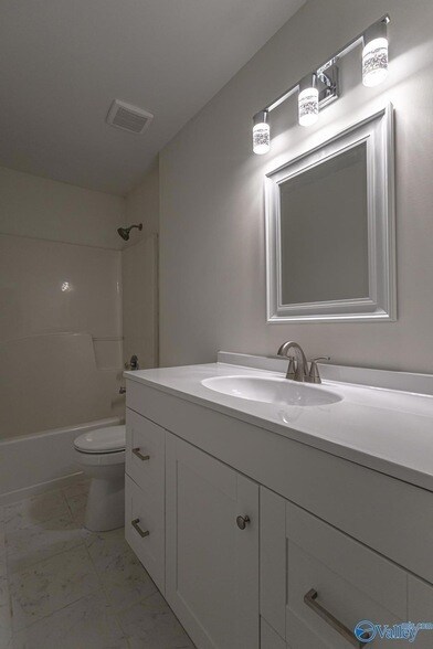 Building Photo - 111 Cepha Dr