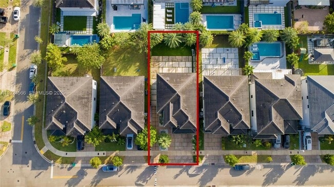 Building Photo - 8842 NW 161st Terrace