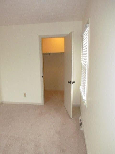 Building Photo - 3375 Moundview Ct