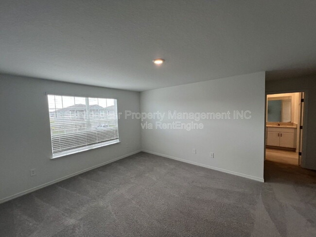 Building Photo - 13088 Empress Jewel