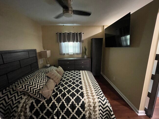 Building Photo - 1164 Cedar Log Pl