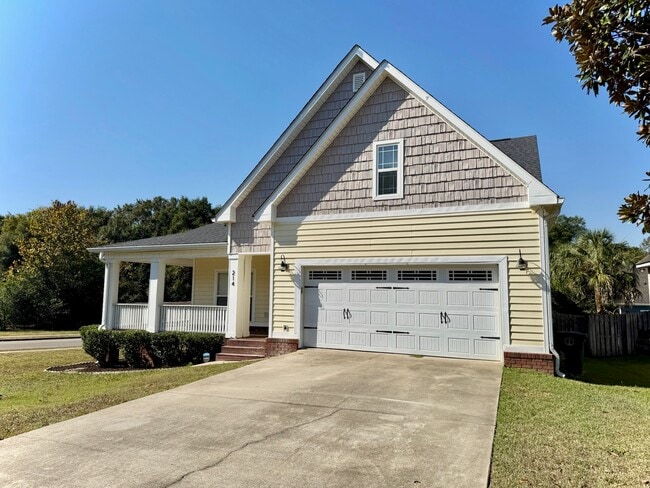 Building Photo - 214 Southern Winds Dr