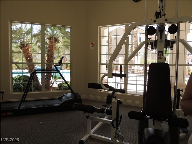 Building Photo - 8555 W Russell Rd