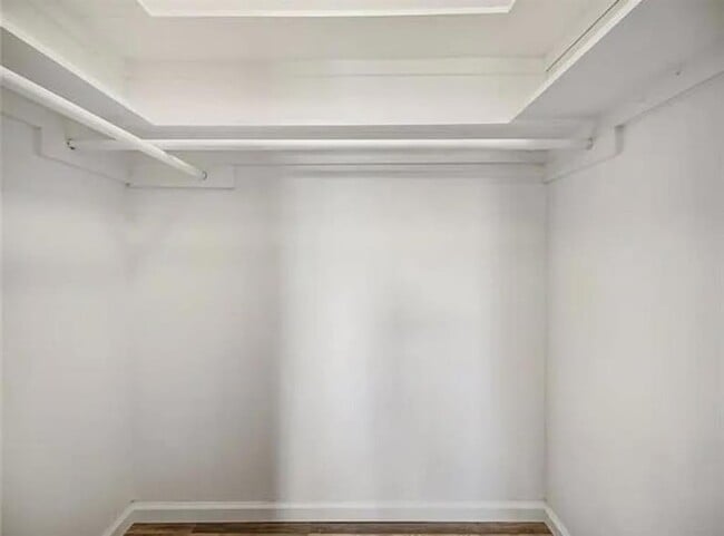 Building Photo - 5425 9th Ave