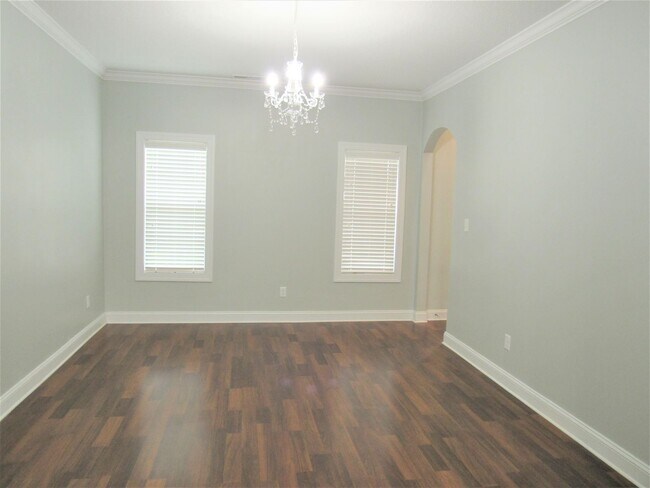 Building Photo - 4 Bedroom 2.5 Bath Onslow Bay