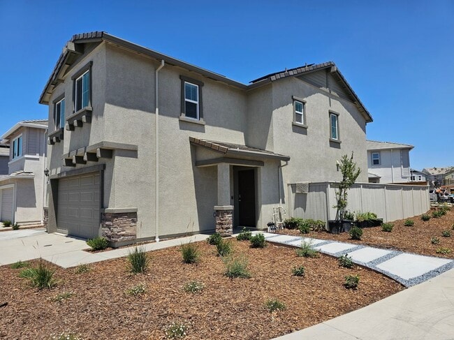 Building Photo - 8296 Whippersnapper Way