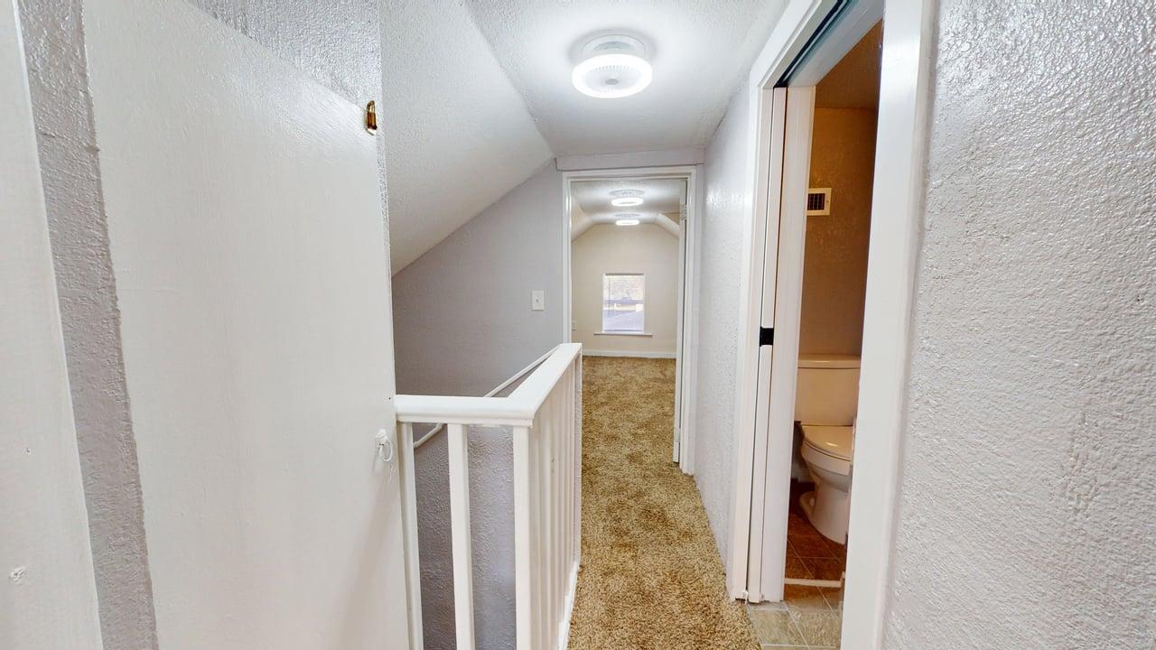 Building Photo - 112 S Chandler Ave