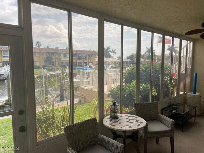 Building Photo - 1730 Sandy Cir