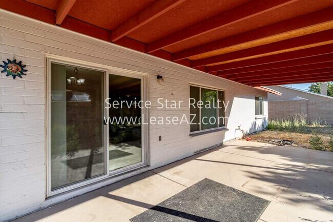 Building Photo - 16267 N 29th Dr