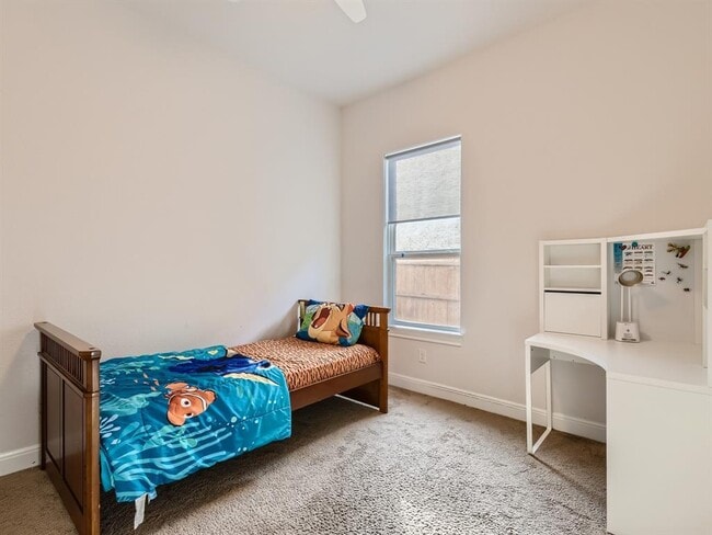 Building Photo - 19404 Fernando Trl