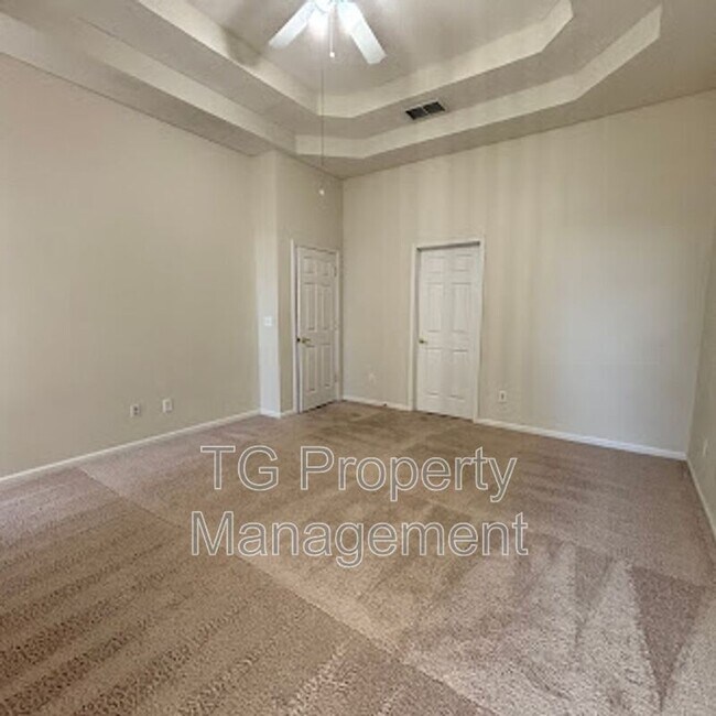 Building Photo - 2493 Brook Park Way