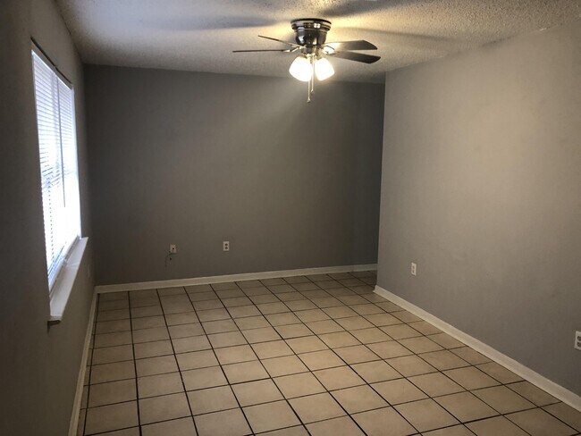 Building Photo - 3333 12th Ave