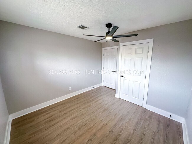 Building Photo - 3305 Scotch Moss Ln