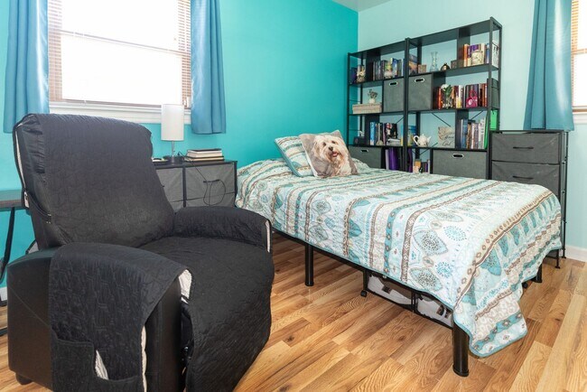 Building Photo - Beautiful 3-Bedroom, 3-Bathroom Home with Finished Basement, Garage, and Fenced Backyard – $2,100...