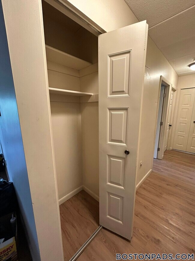Building Photo - 30 Normandy Ave