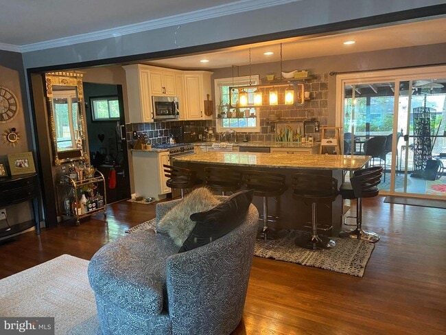 Building Photo - 177 Wabeeno Trail