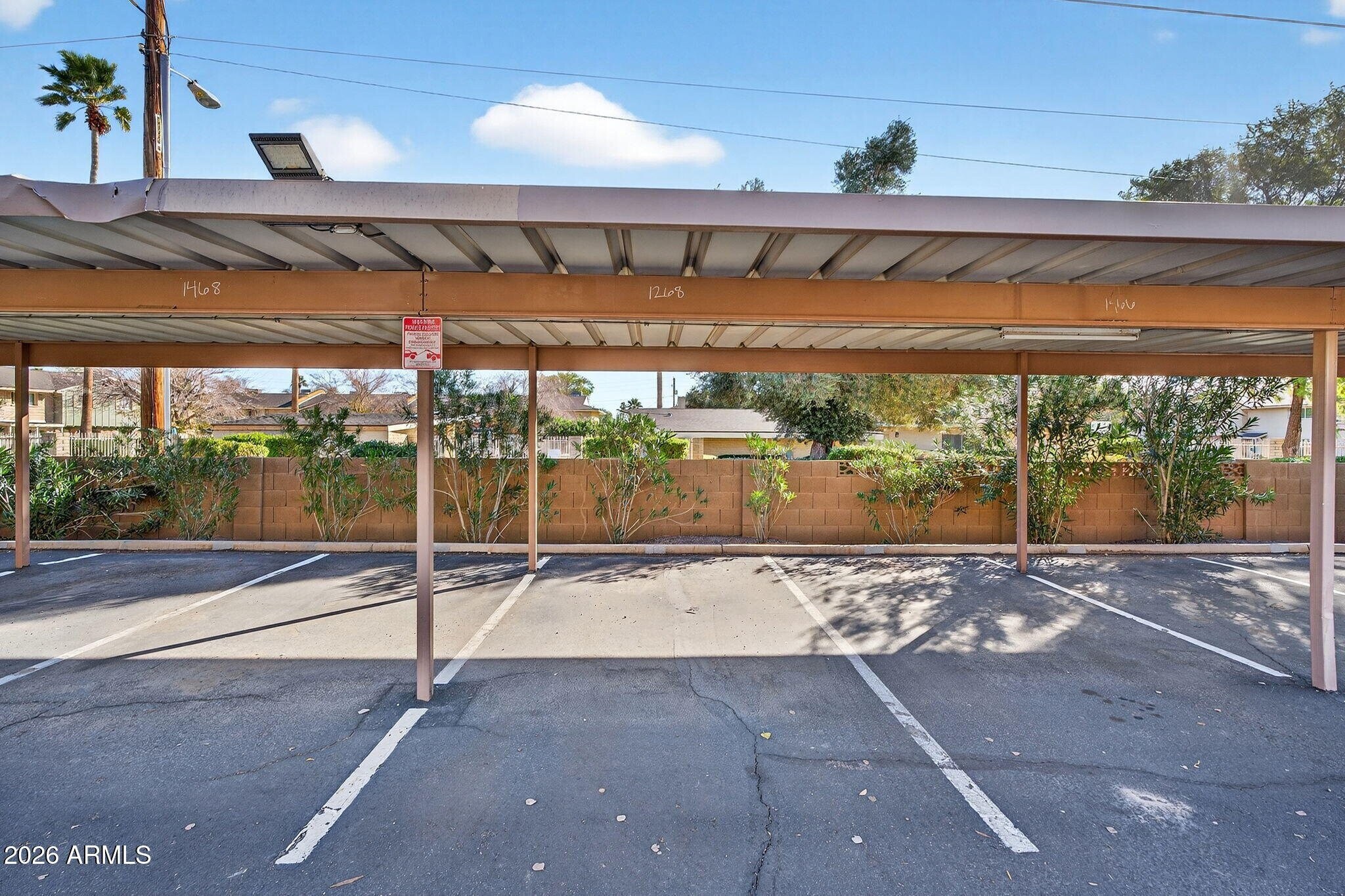 Building Photo - 5877 N Granite Reef Rd