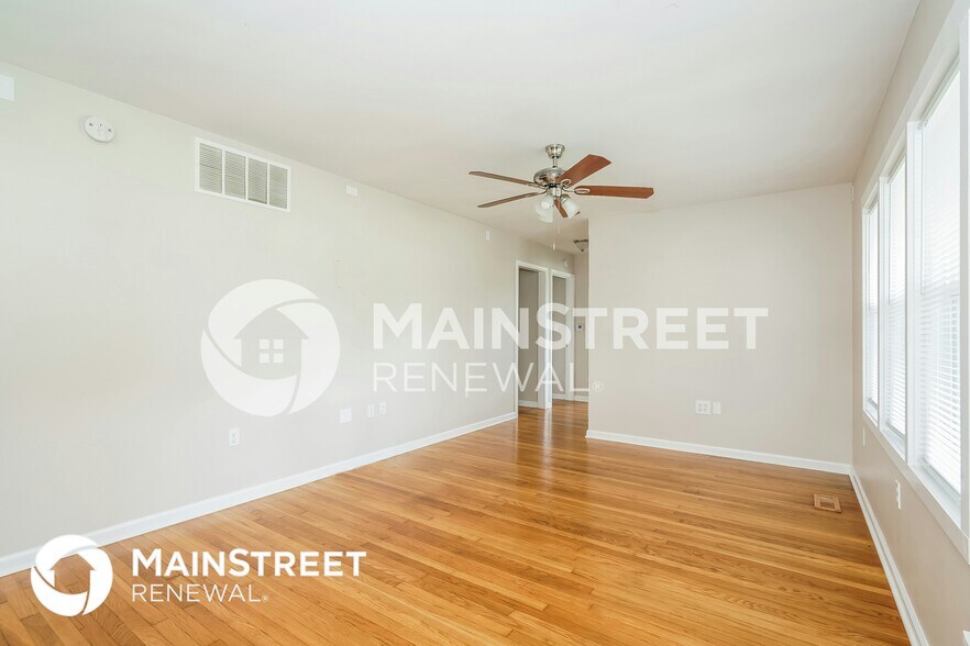 Building Photo - 124 Rose Ln