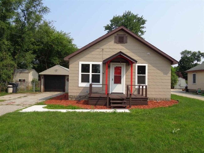 Primary Photo - 111 E Patrick Rd