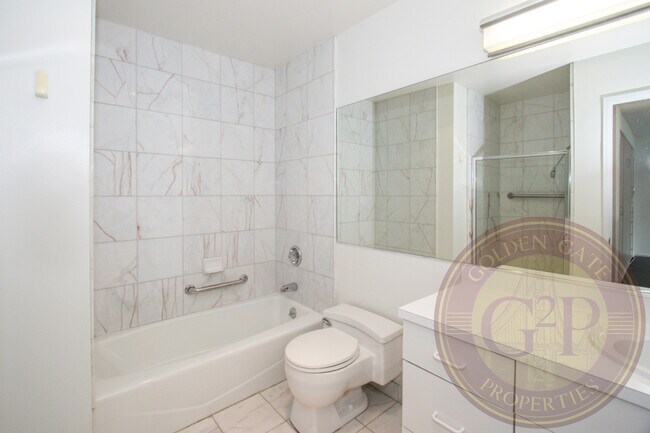 Building Photo - Corona Heights - 3 BR, 2.5 BA Condo 1,586 Sq. Ft. - 3D Virtual Tour, Parking, Patio