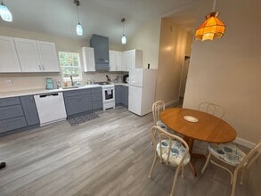 Building Photo - 6230 W Glen Robbin Ct