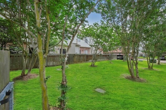 Building Photo - 2910 Grants Lake Blvd