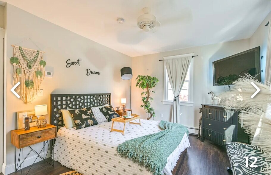 Master Bedroom - 32 Hatherly Rd