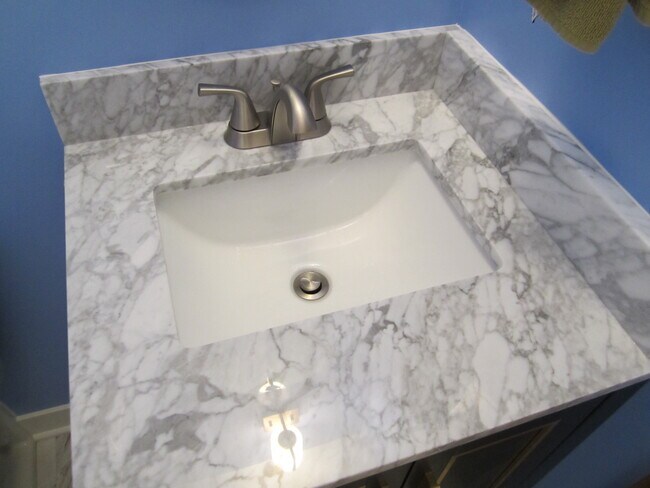 Marble sink - 3622 Humboldt Ave N
