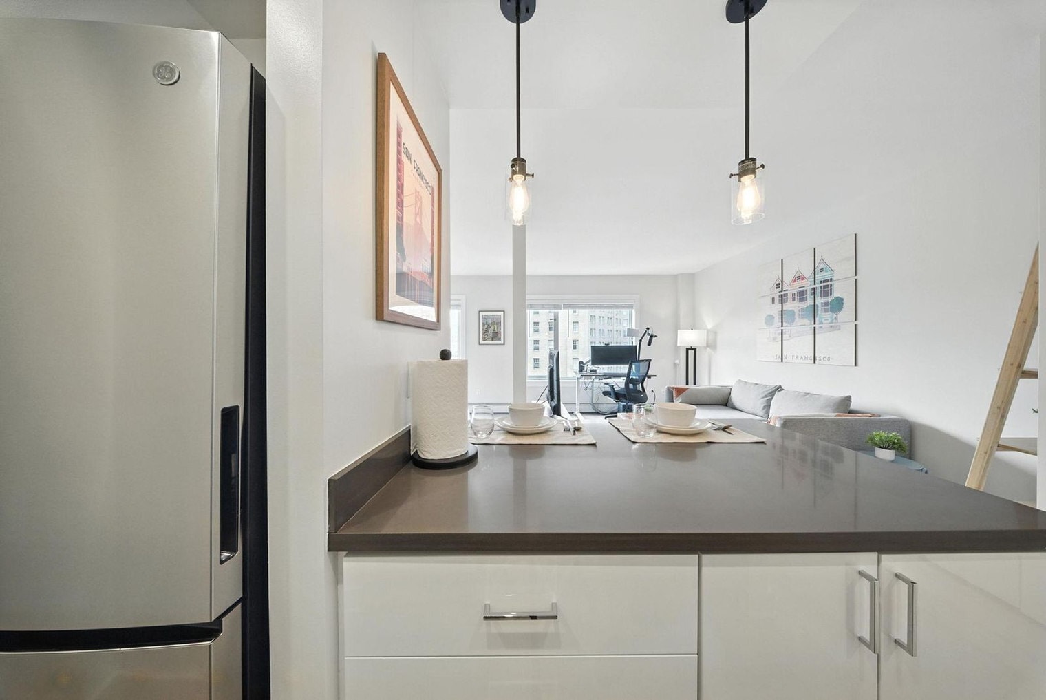 Building Photo - 899 Pine St