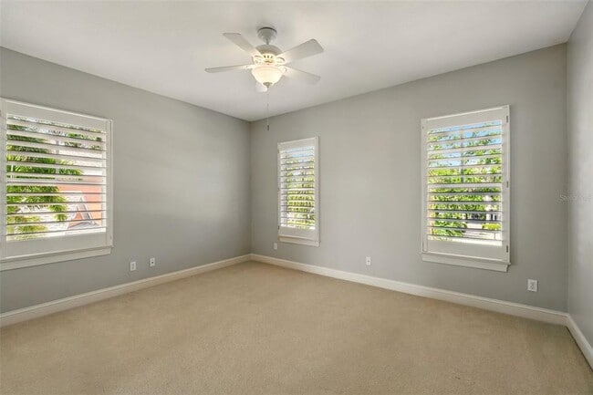Building Photo - 5405 Merritt Island Dr