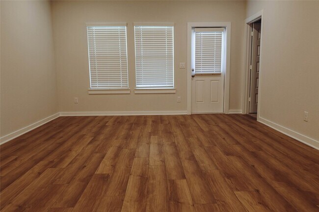 Building Photo - 8486 Sweet Cherry Ln