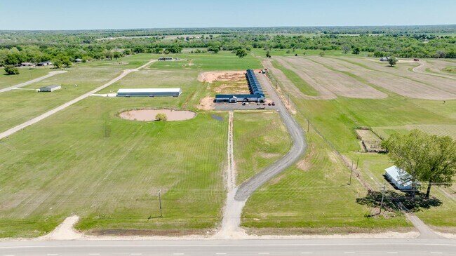 Building Photo - 12571 Highway 77 - 103