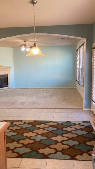 Building Photo - 340 Turquoise Dr